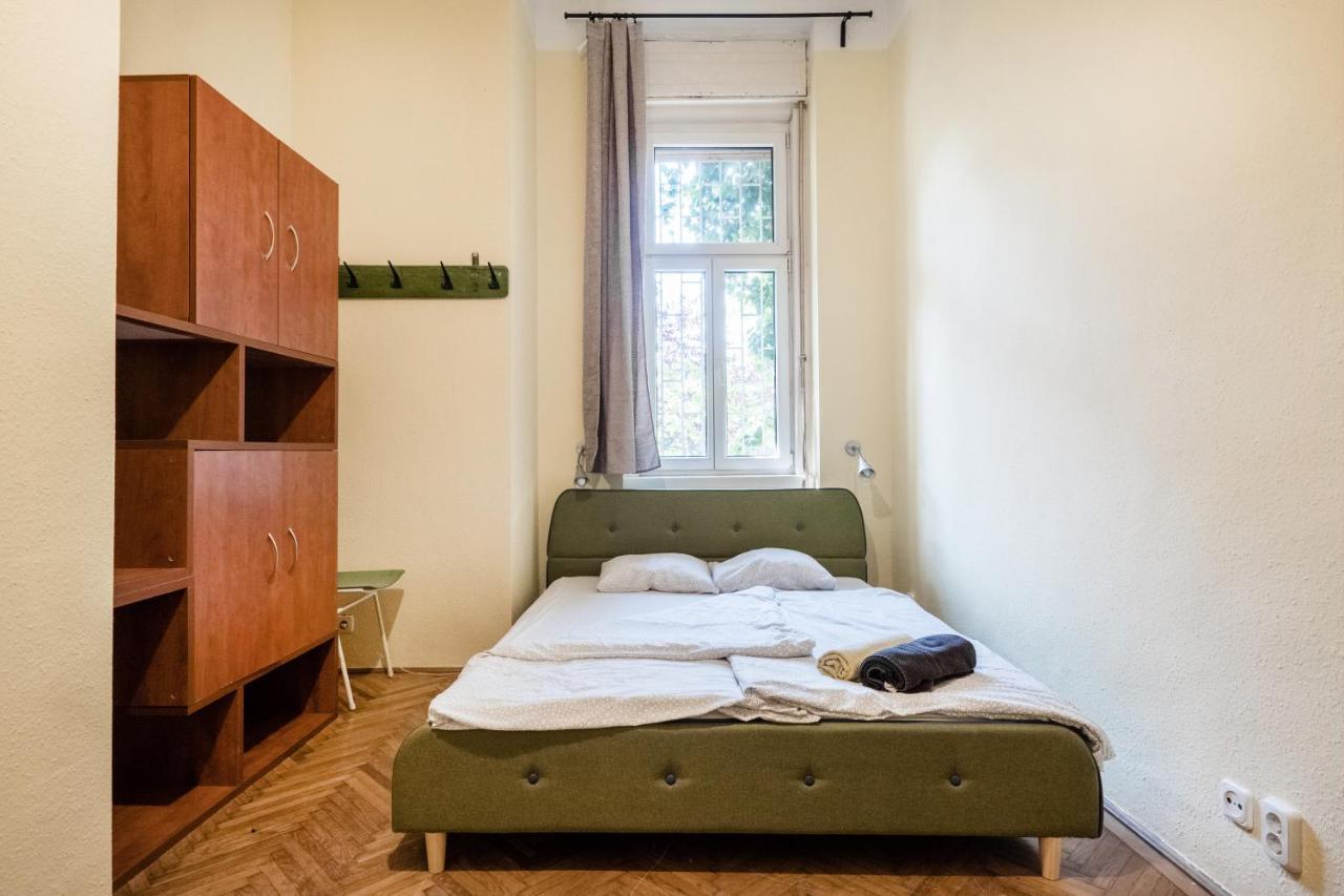 Baroque Hostel & Coworking Βουδαπέστη Εξωτερικό φωτογραφία