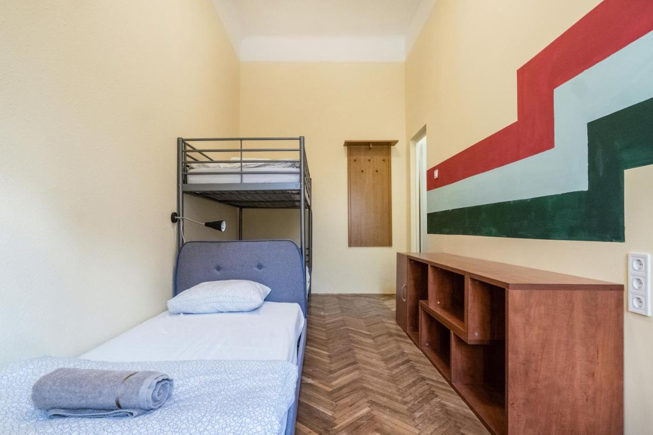 Baroque Hostel & Coworking Βουδαπέστη Εξωτερικό φωτογραφία