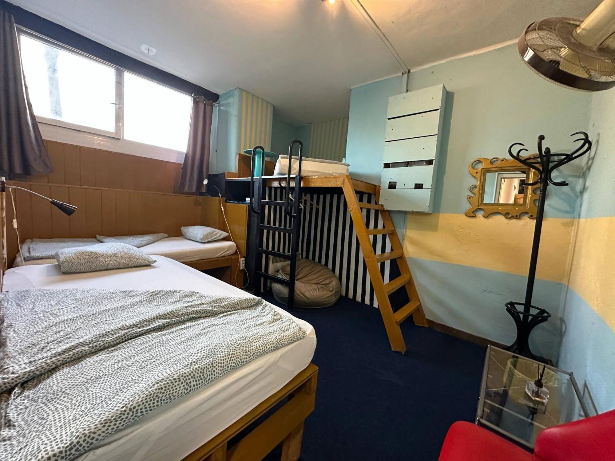 Baroque Hostel & Coworking Βουδαπέστη Εξωτερικό φωτογραφία
