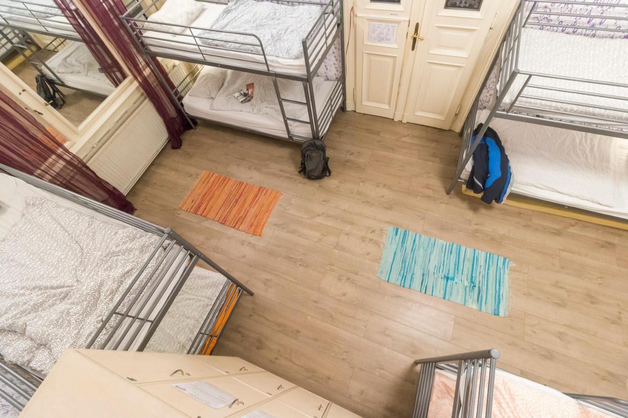 Baroque Hostel & Coworking Βουδαπέστη Εξωτερικό φωτογραφία