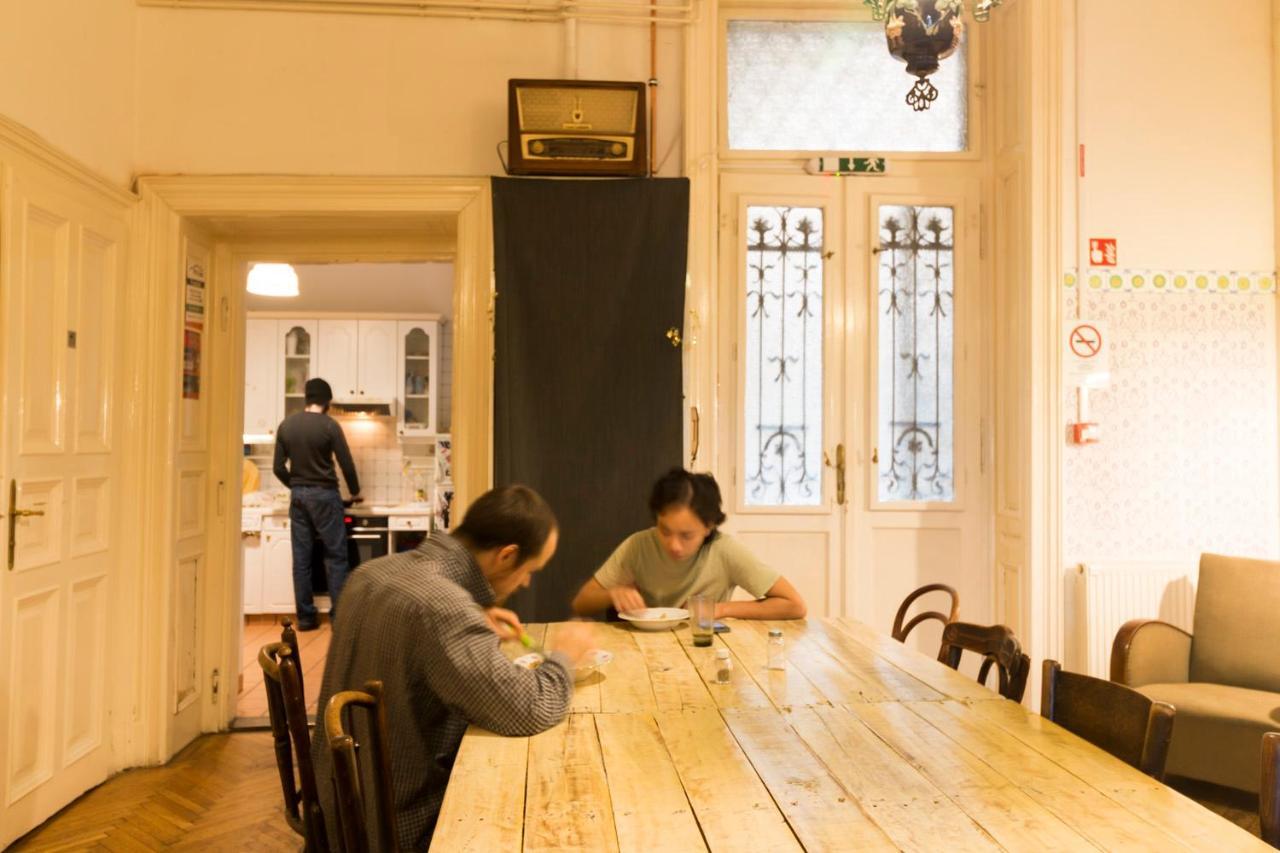 Baroque Hostel & Coworking Βουδαπέστη Εξωτερικό φωτογραφία