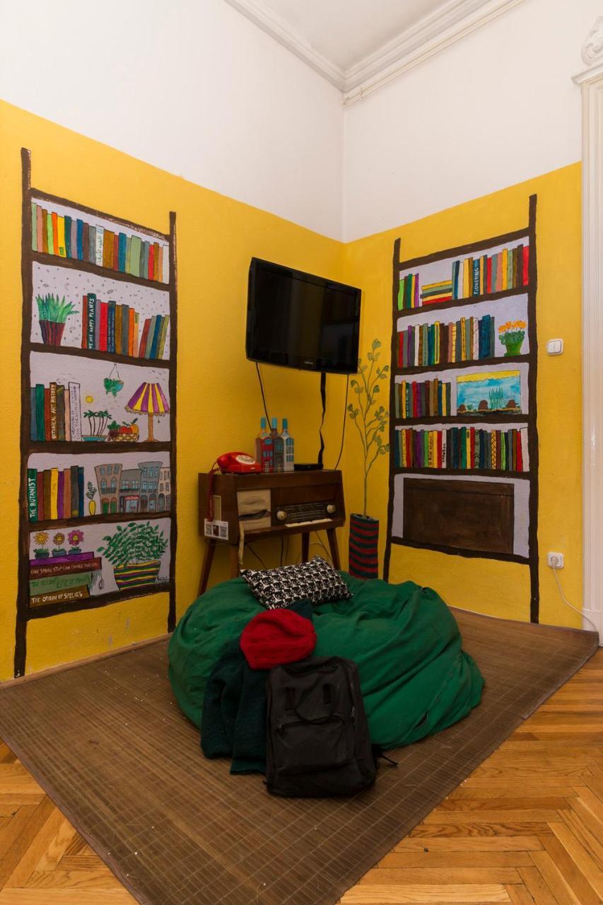 Baroque Hostel & Coworking Βουδαπέστη Εξωτερικό φωτογραφία